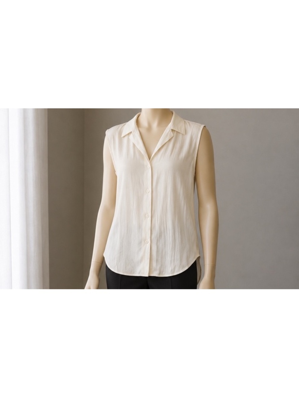 Nine West Women’s Sleeveless Button Down Blouse Ivory Size L Collared